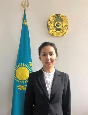 Парламент_Турапбаева Саида